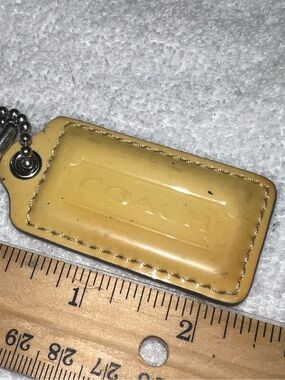 💛 2" Vintage Y2K Coach Maize Tan Leather Hang Tag Bag Fob Purse Charm Keychain
